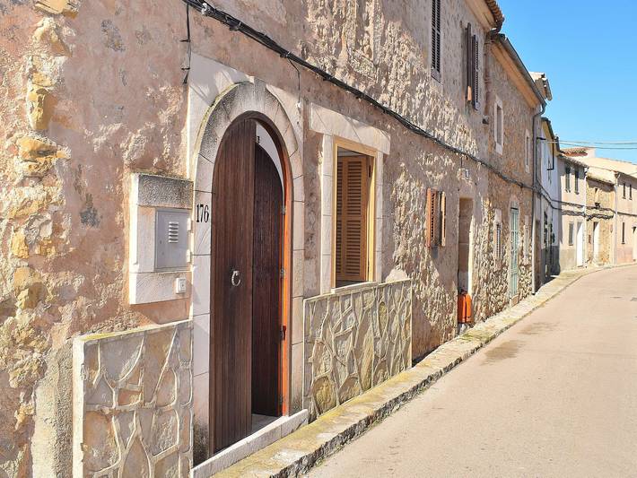 Finca für 6 Personen, mit Terrasse in Maria de la Salut - 2