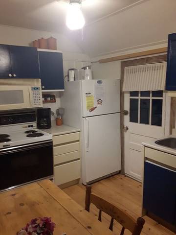 Cottage for 7 Guests in Gravenhurst, Muskoka, Picture 2