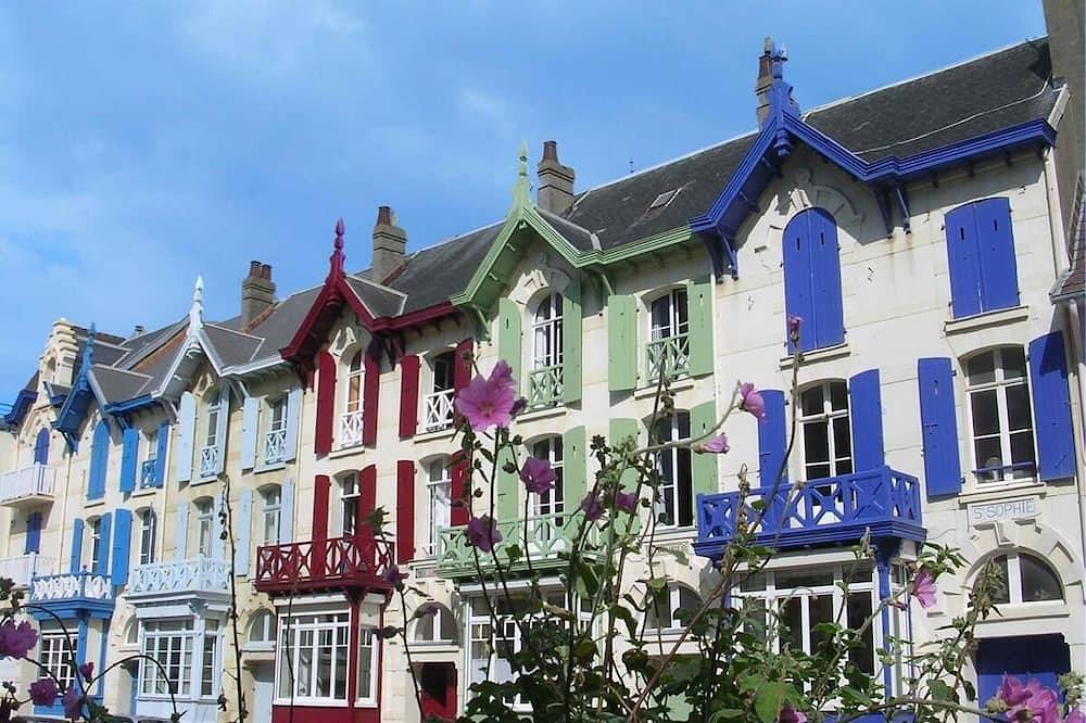 Huis Wimereusienne, authentiek, familie, drie stappen van winkels, uitzicht op zee in Wimereux, Boulogne-sur-Mer en omgeving