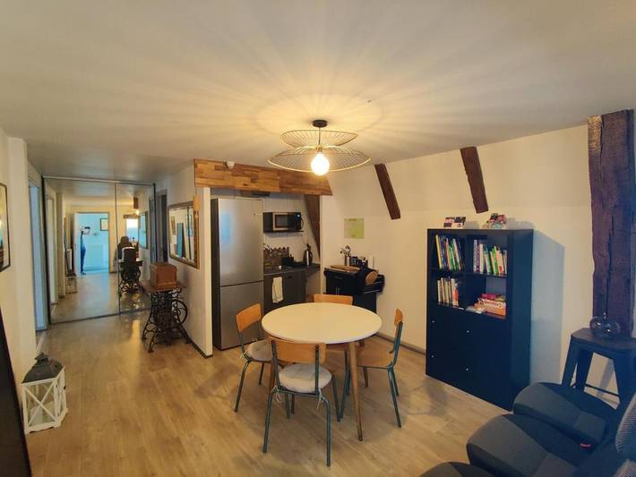 Location de vacances pour 2 personnes, avec jardin et vue à Salers (Cantal) - 2