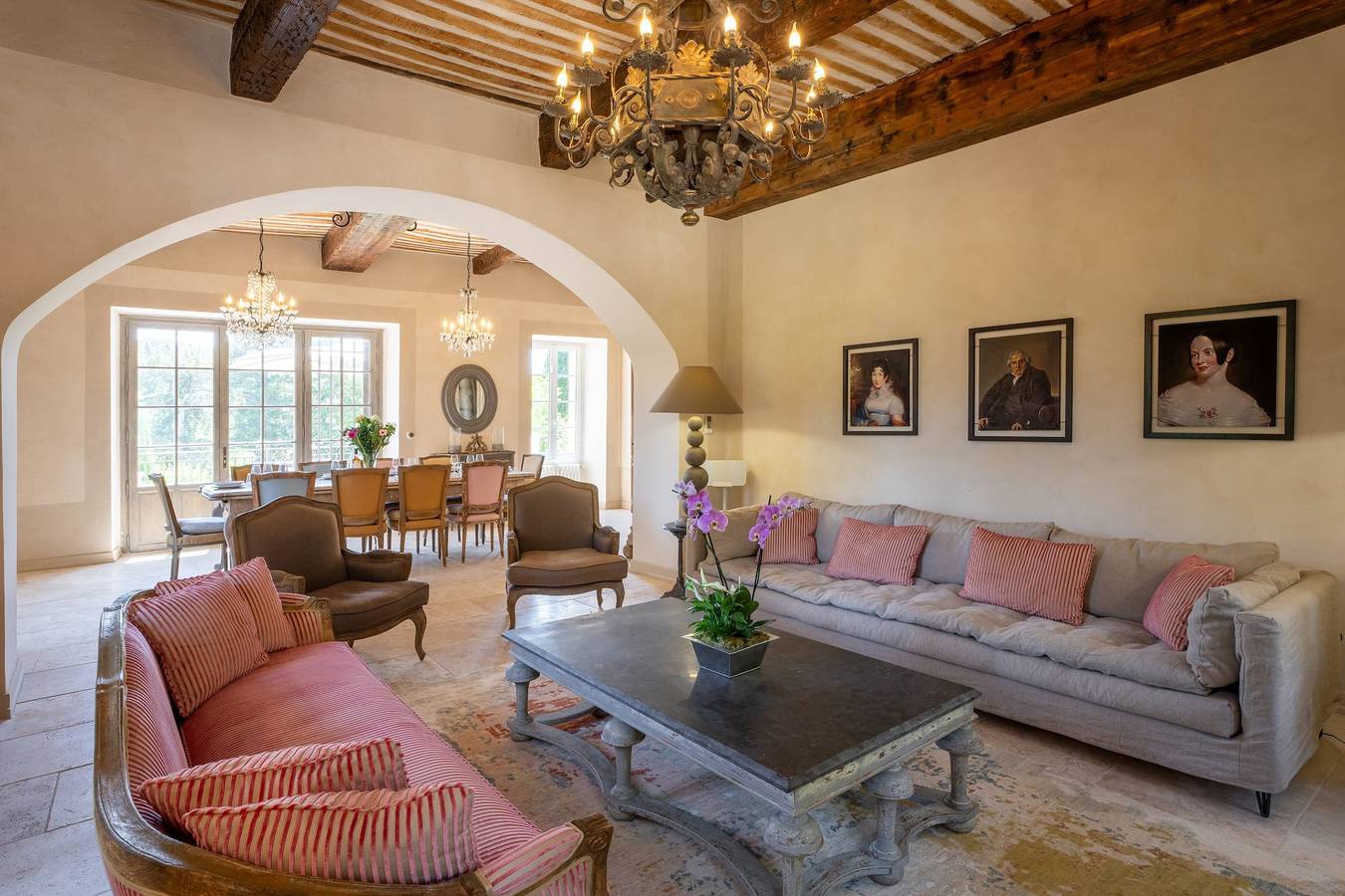 Bastide of the Rose Comtesse – The Art of Intimate Luxury in Provence in Ventabren, Region de Aix-en-Provence