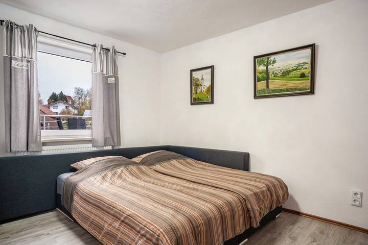 Appartement entier, Appartement de vacances 'Fewo Trudi' avec terrasse privée et Wi-Fi in Waltenhofen, Souabe (Bavière)