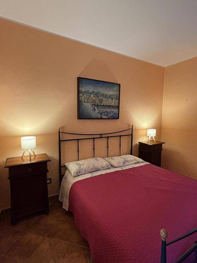 Ferienhaus für 6 Personen, mit Ausblick und Garten sowie Pool, mit Haustier
