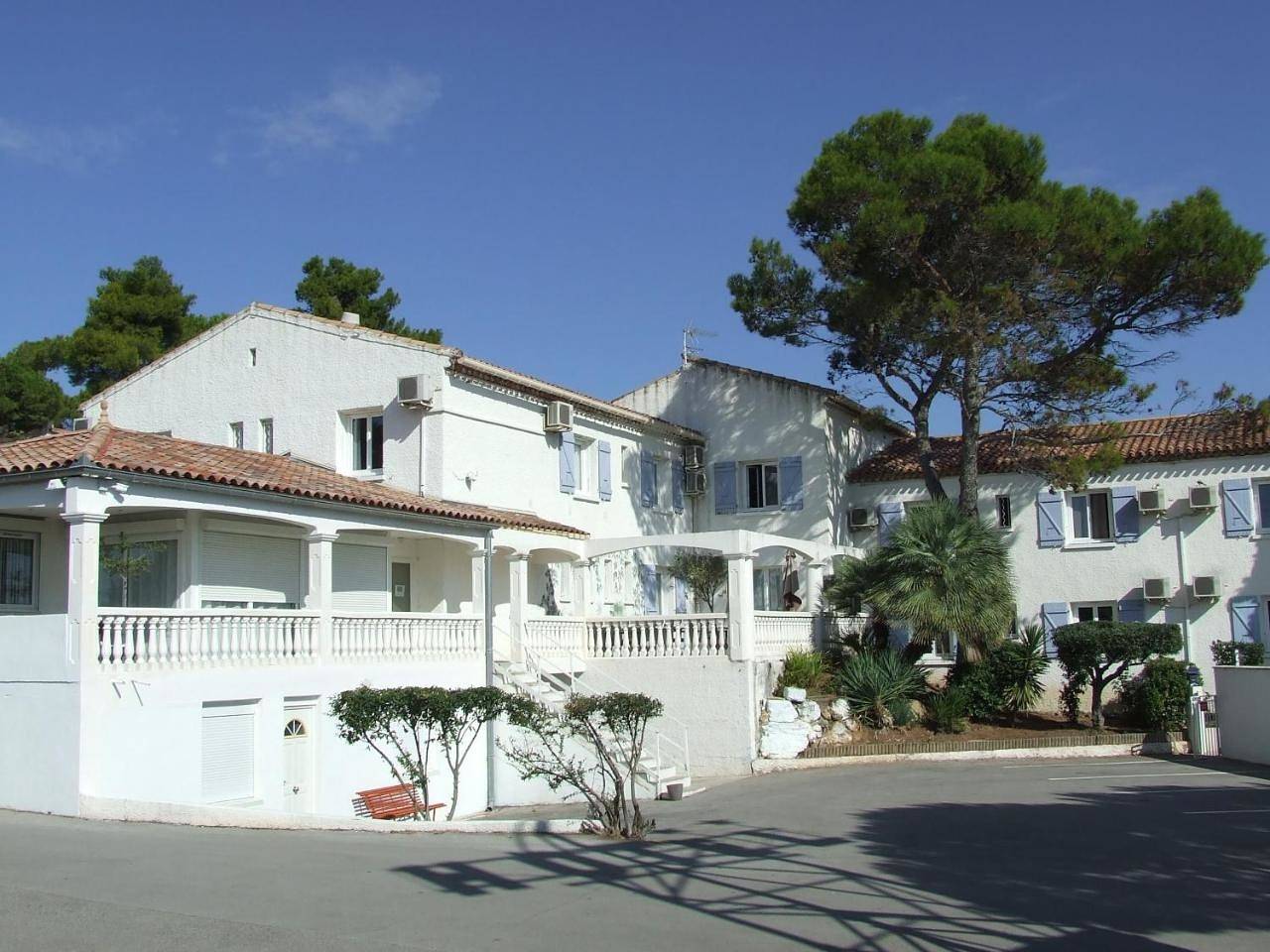 Le Sarac Hôtel in Clermont-l'Hérault, Région de Lodève