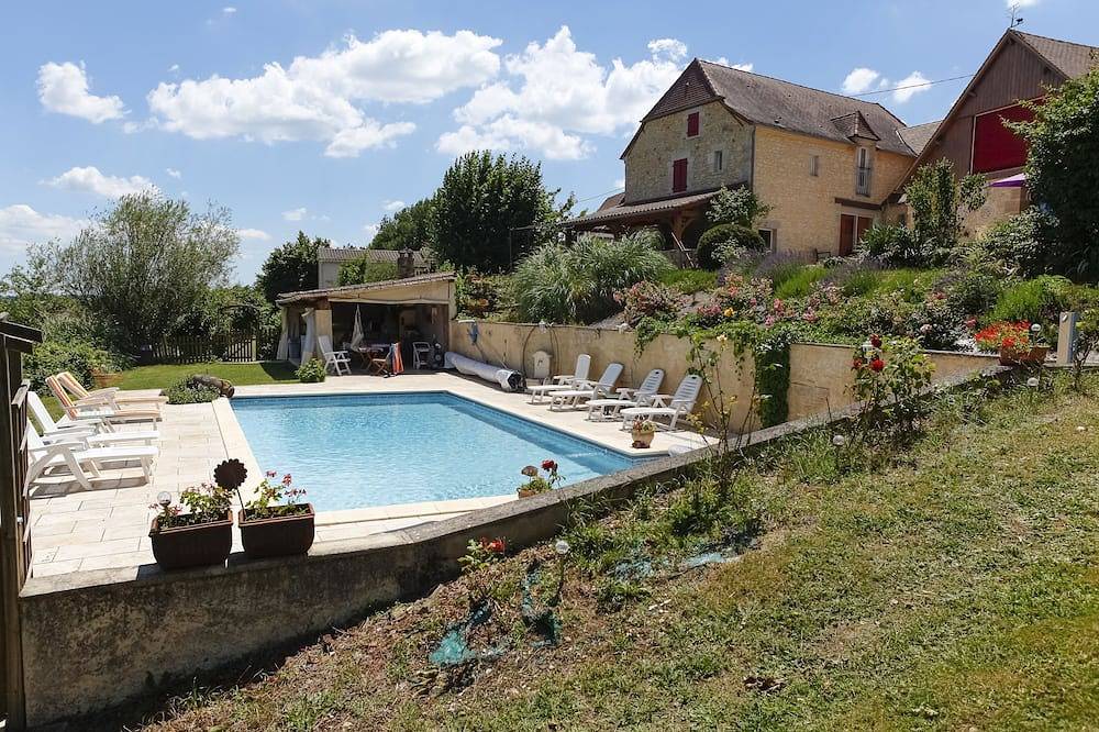 Maskali, Gite le Périgourdin, Beheizter Pool, Freie Sicht in Thenon, Périgord Noir