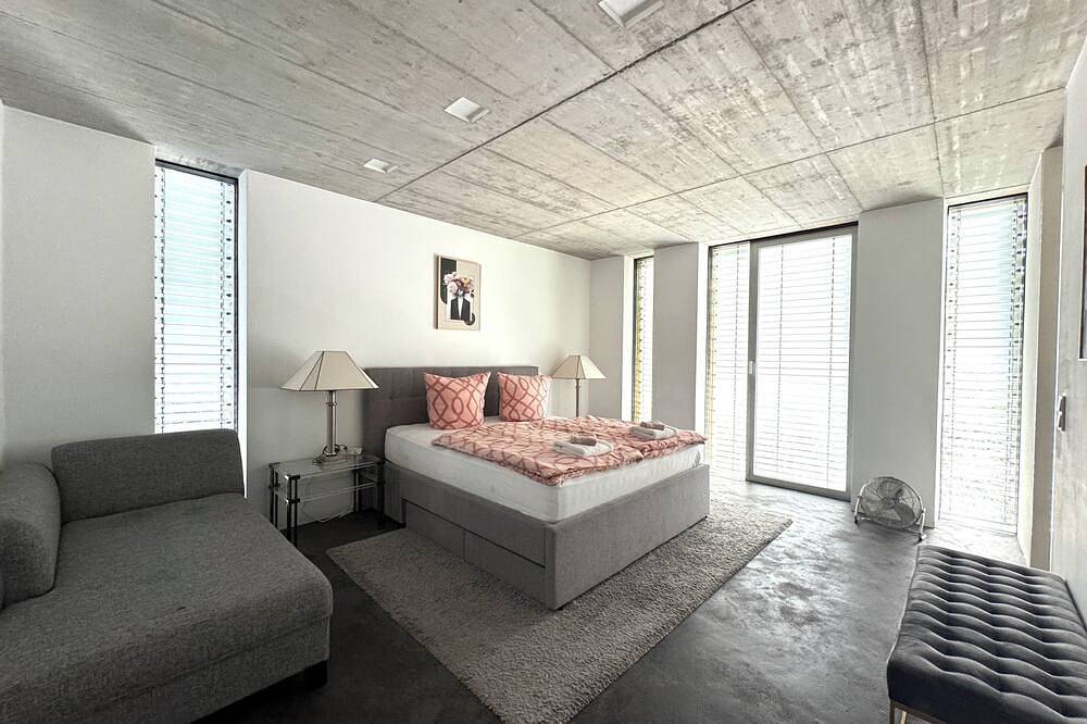 Luxus Ferienvilla Emg Frankfurt Heidelberg 17P in Bensheim, Bergstraße