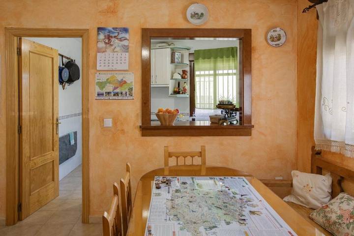 Casa rural para 12 personas, con terraza, Se admiten mascotas en Valle del Alagón - 2