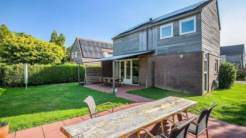 Location de vacances pour 14 personnes, avec jardin dans Grou