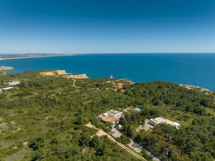 Gîte pour 2 personnes, avec Terrasse ainsi que Jardin et Piscine à Porches