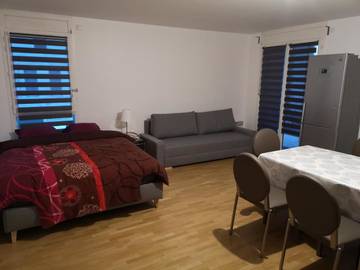 Chambre d’hôte pour 6 personnes, avec terrasse à Bussy-Saint-Georges
