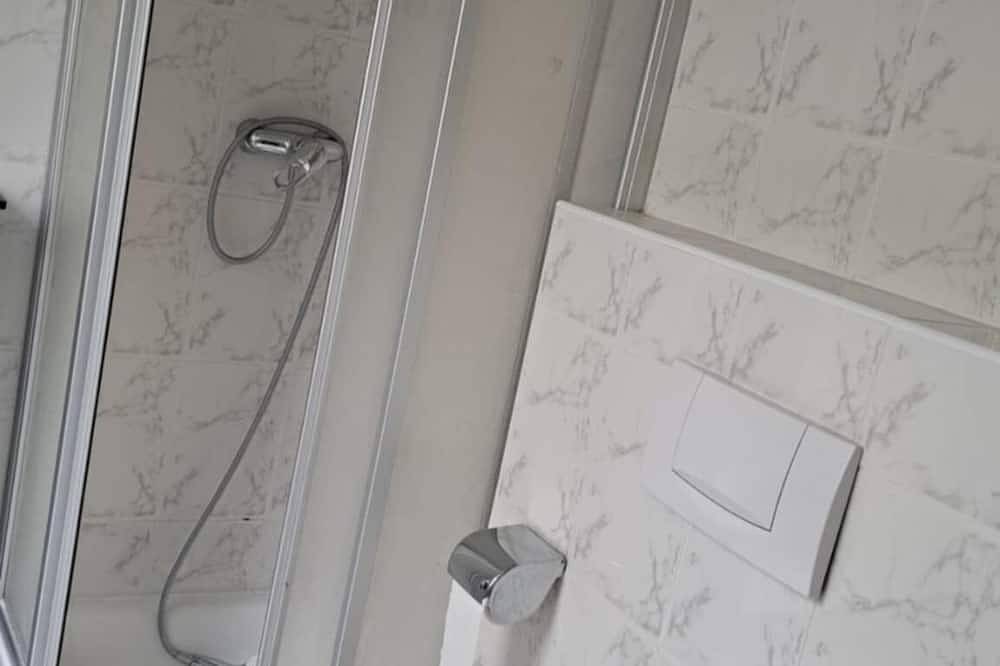 Ganze Wohnung, Unser Raum wurde für ein unvergessliches Erlebnis geschaffen, bei dem Sie entspa in Ginsheim-Gustavsburg, Rheingau