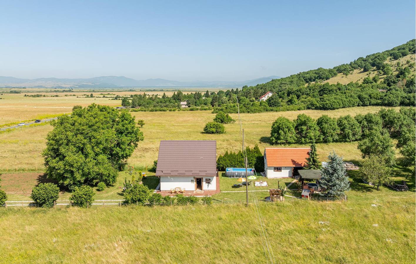 Ferienhaus für 8 Personen mit Garten in Lika-Senj