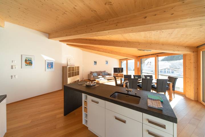 Ganze Ferienwohnung, Haus Edelweiss - 3.5-Zimmerwohnung Alpenrösli in Pfäfers Bad, Bad Ragaz