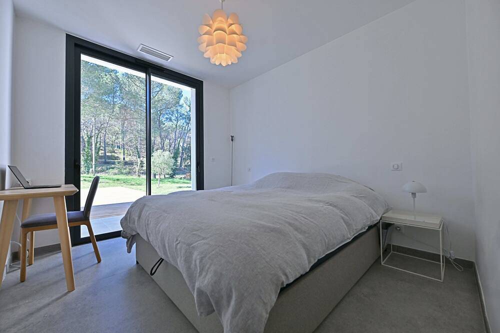 Exceptional villa with Sainte-Victoire view (Aix-en-Provence) next to golf course in Peynier, Mittelmeerküste (Frankreich)