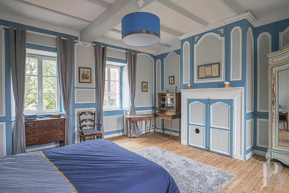 Un Manoir du Xviième à Proximité des Plages et du Port, 4 Chambres, 7 Couchages in Lanildut, Región de Brest
