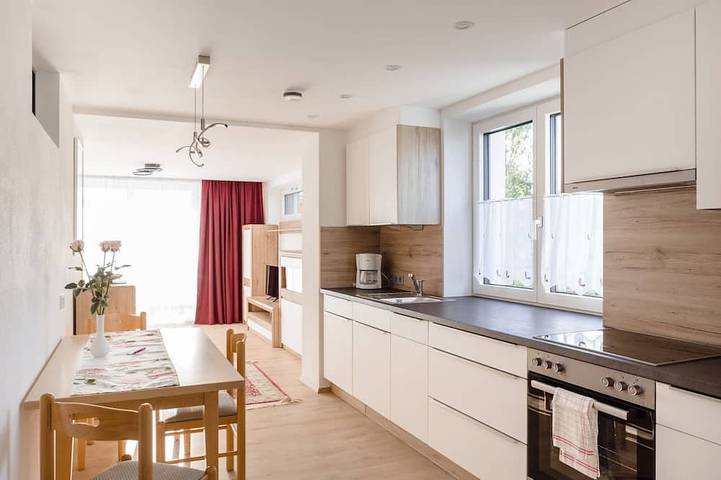 Ferienwohnung für 3 Personen, mit Garten und Balkon - 1