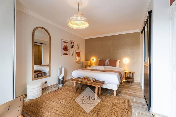 Location de vacances pour 12 personnes, avec piscine et jardin à Chalifert - 2