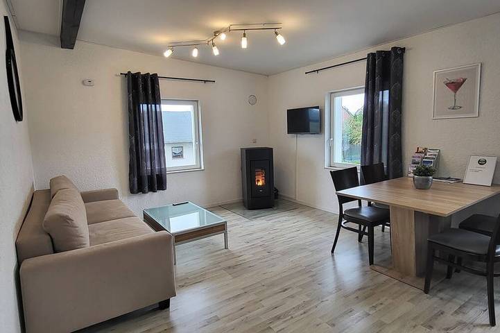 Ferienwohnung für 5 Personen, mit Garten - 1