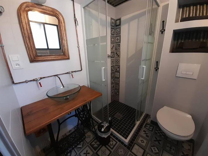 Location de vacances pour 2 personnes, avec jardin et terrasse à Saint-Sébastien-sur-Loire - 4