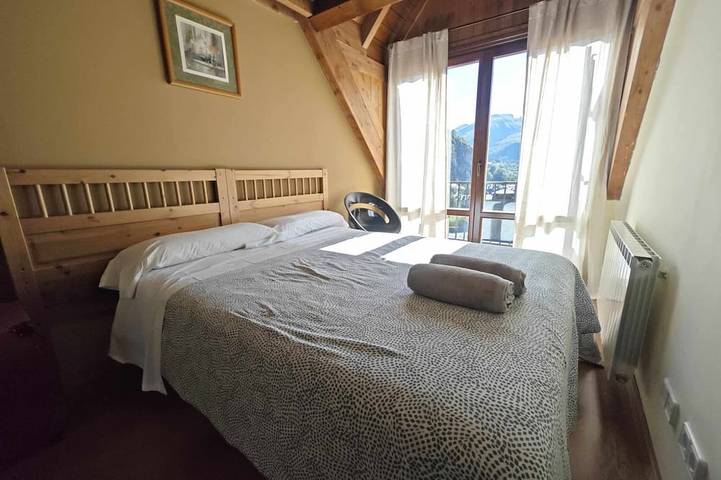 Ganze Wohnung, Collado 13 - tucasaenlospirineos in Escarrilla, Sallent de Gállego