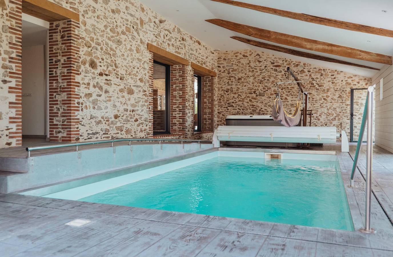 Gite avec piscine et spa, Pmr in Saint-Prouant, Région de La Roche-sur-Yon