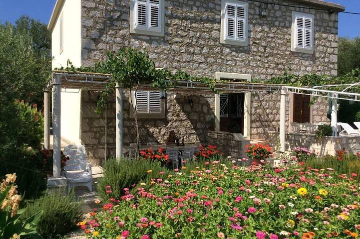 Ferienwohnung für 8 Personen, mit Garten und Terrasse - 1