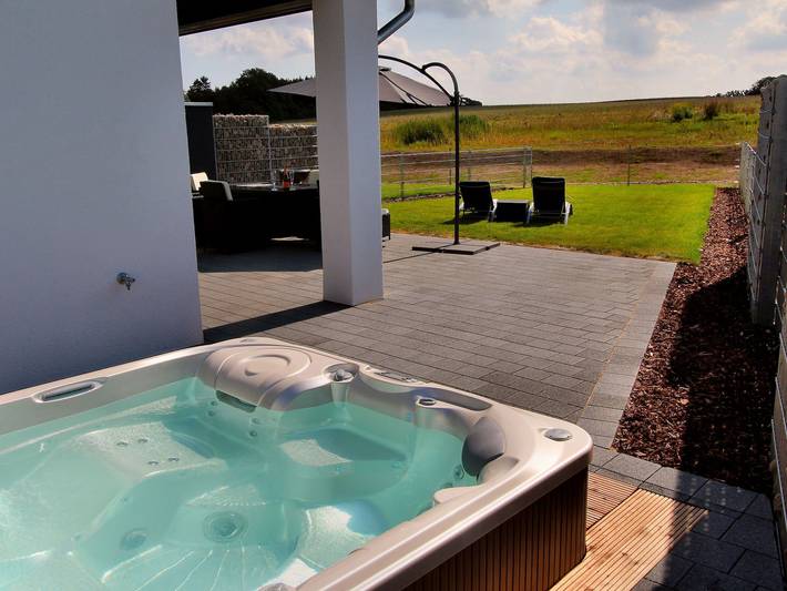 Ferienhaus für 7 Personen, mit Garten und Ausblick sowie Sauna und Terrasse, kinderfreundlich in Göhren-Lebbin - 4