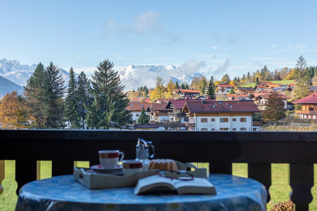 Ganze Ferienwohnung, Landhaus Andrea - Ein-Raum-Ferienwohnung 47qm, Dusche/Wc, Küche, Balkon in Chiemgauer Alpen, Reit im Winkl