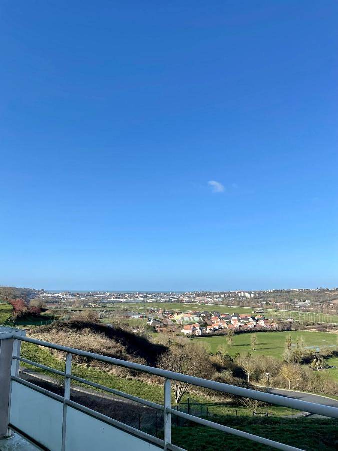 Gîte pour 3 personnes, avec vue et terrasse à Rouxmesnil-Bouteilles