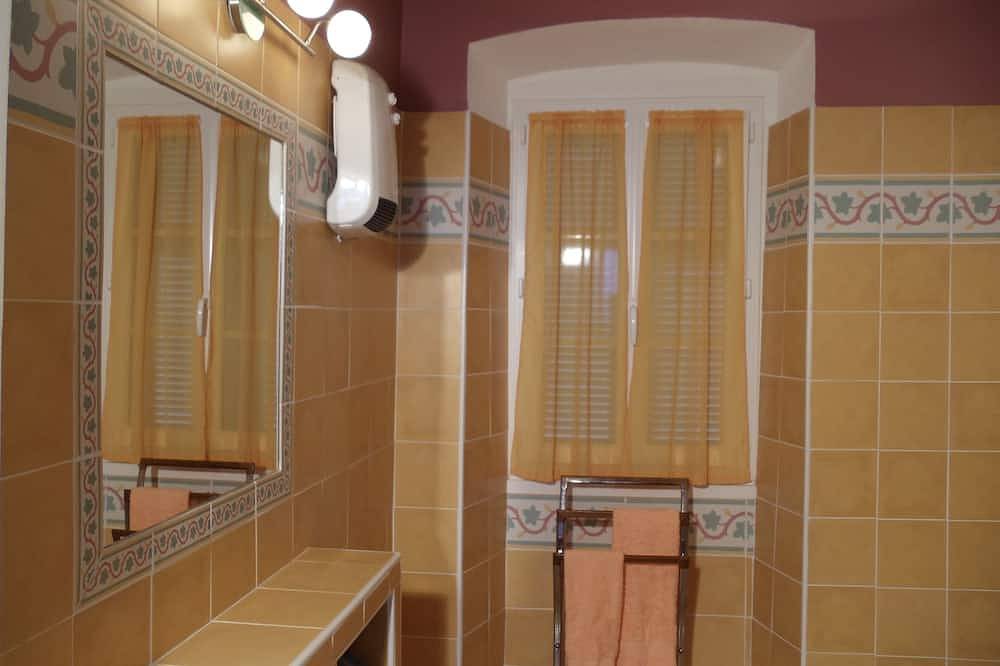 Sisco/House of character/15 Kms from Bastia in Sisco, Cap Corse