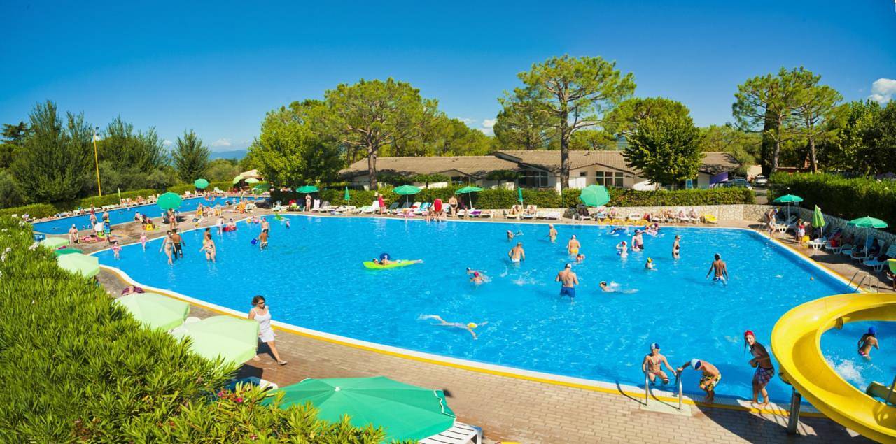 Cisano San Vito Mobilehome Happy Premium mit Panoramablick für 7 Personen in Cisano, Bardolino