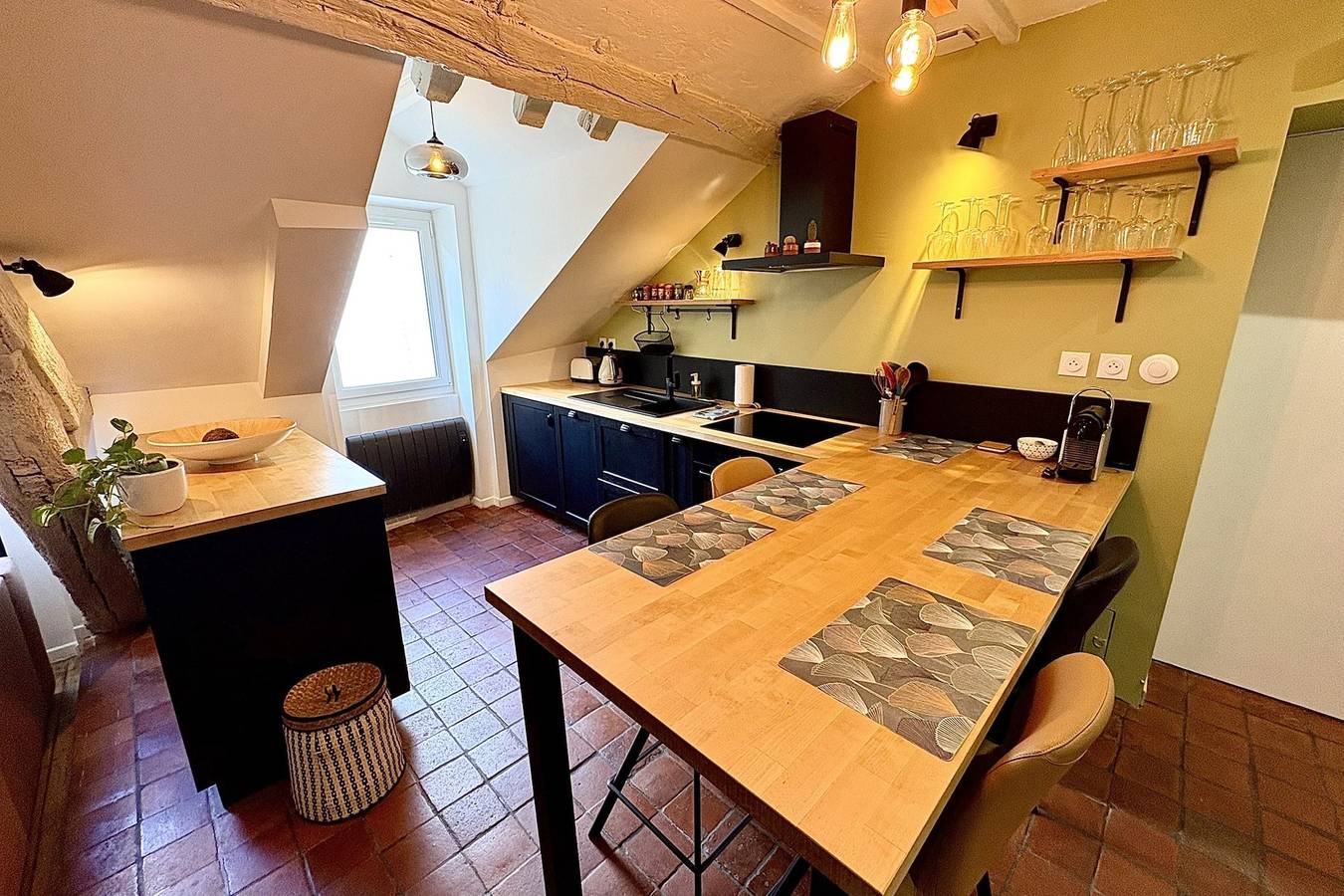 Appartement entier, Appartement proche de la place royale, Nantes in Nantes, Région de Nantes