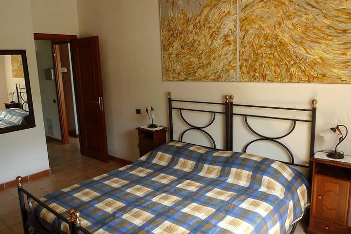 Villa con piscina privata e giardino privato in una posizione tranquilla e bella in Radicondoli, Siena e dintorni