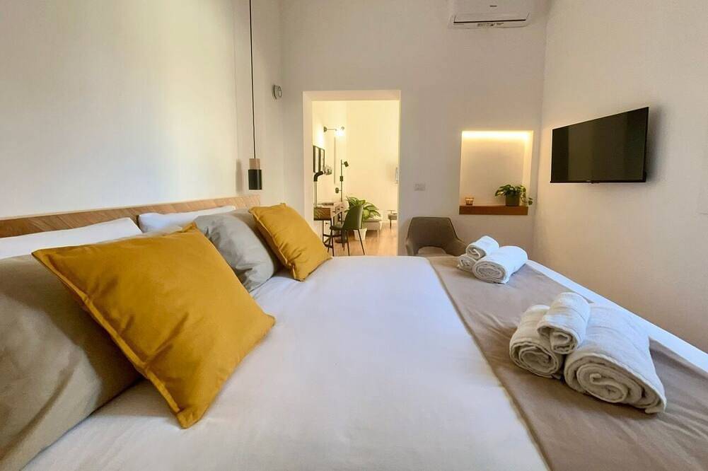 Appartamento intero, Zoe-Apartment Lt Attico con terrazzo esclusivo in Brindisi, Salento