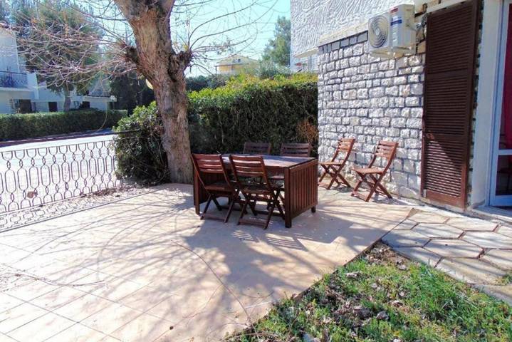 Appartement entier, Appartement de vacances pour 5 personnes avec jardin in Marcelli, Numana