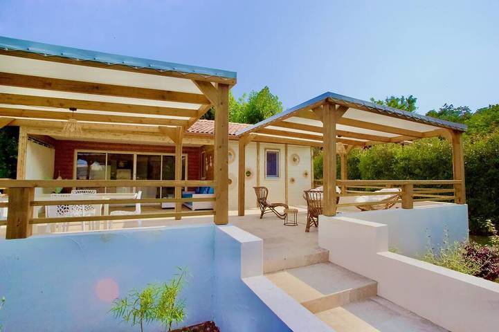 Ferienhaus für 6 Personen, mit Pool und Balkon sowie Garten - 1