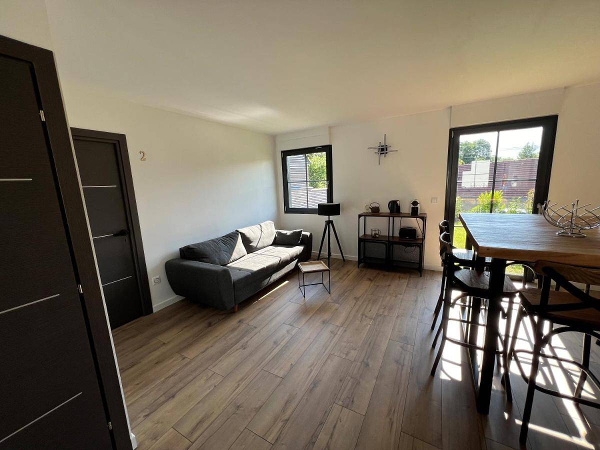 La Maison d'à côté Chambre 3 in Cuise-la-Motte, Oise