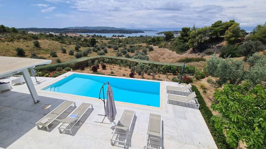 Location de vacances pour 8 personnes, avec jardin, animaux acceptés à Porto Heli - 4