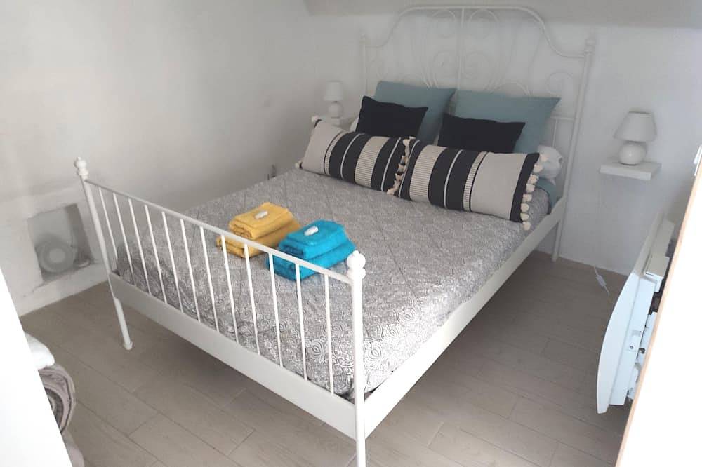 Appartement entier, Les Insolites de Champeix 3 in Champeix, Région de Besse-et-Saint-Anastaise
