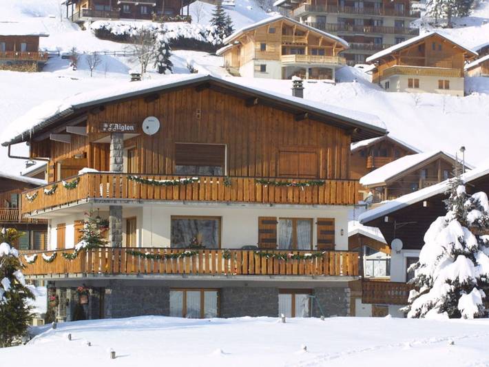Chalet pour 6 personnes, avec terrasse, animaux acceptés à Les Gets