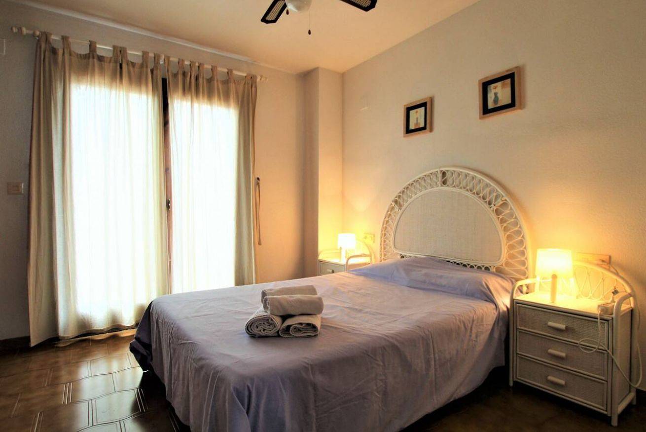 Ganze Wohnung, Ferienwohnung für 4 Personen mit Pool in Cabo Roig, Costa Blanca