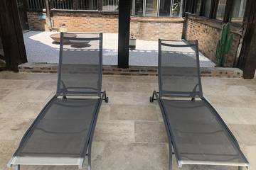 Cottage pour 3 personnes, avec piscine et jardin à Chaumont-sur-Tharonne