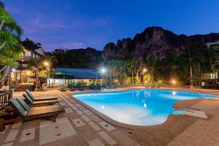 Hotel für 2 Personen, mit Garten und Pool sowie Ausblick in Thailand