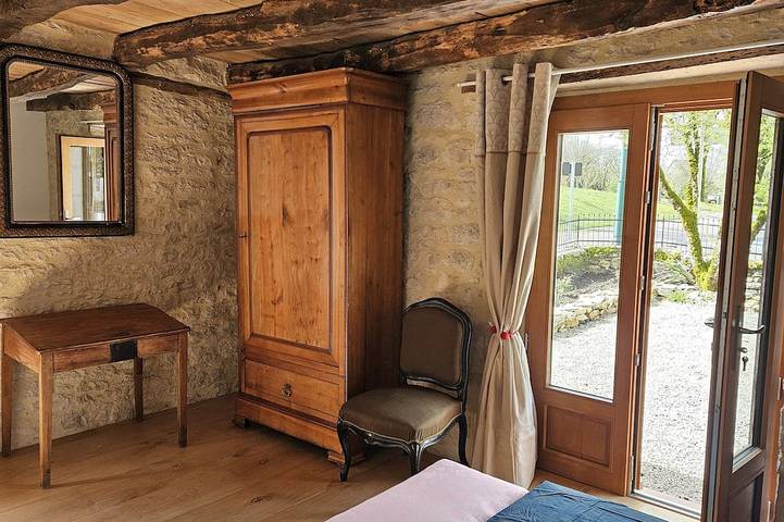 Location de vacances pour 6 personnes, avec jacuzzi ainsi que terrasse et jardin à Mayrac - 4