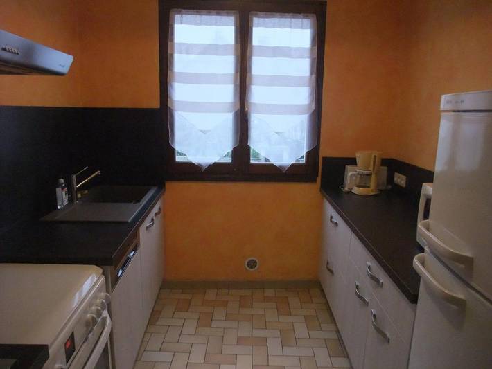 Location de vacances pour 5 personnes, avec piscine ainsi que vue et terrasse à Rivière-sur-Tarn - 3