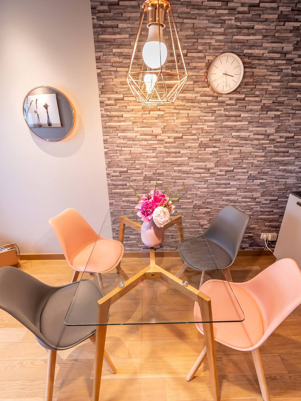 Appartement entier, La Plage d’Albigny - T2 classé 2 étoiles, 100 m du lac + parking in Annecy-le-Vieux, Annecy (commune)
