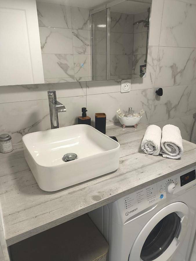 Gîte pour 2 personnes, avec vue et balcon à Le Plessis-Trévise - 4