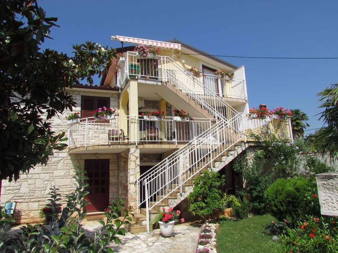Ganze Ferienwohnung, Ferienwohnung mit Balkonund Klimaanlage in Zambratija, Umag und Umgebung
