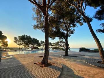 Gîte pour 4 personnes, avec piscine et bassin pour enfant dans Plage des Engraviers