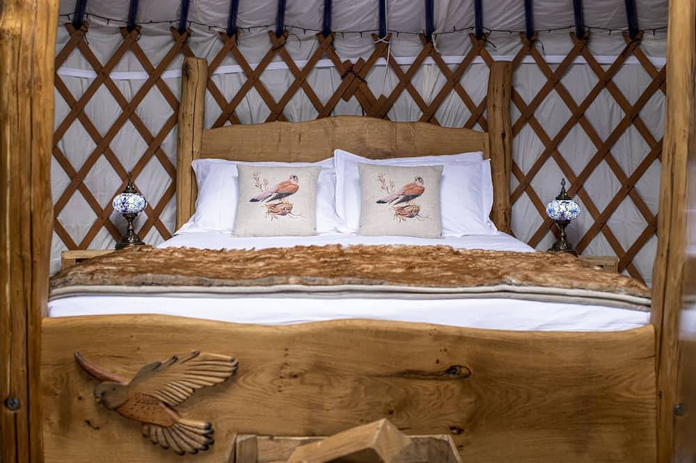 Kestrel Yurt sleeps up to 6 guests with hot tub and views across Wether Fell in Yorkshire Dales National Park